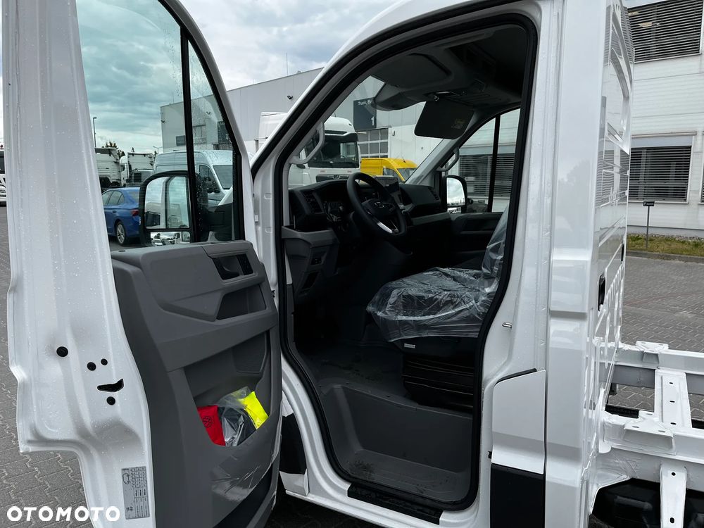 MAN TGE 3.180 4X2F SB - 12