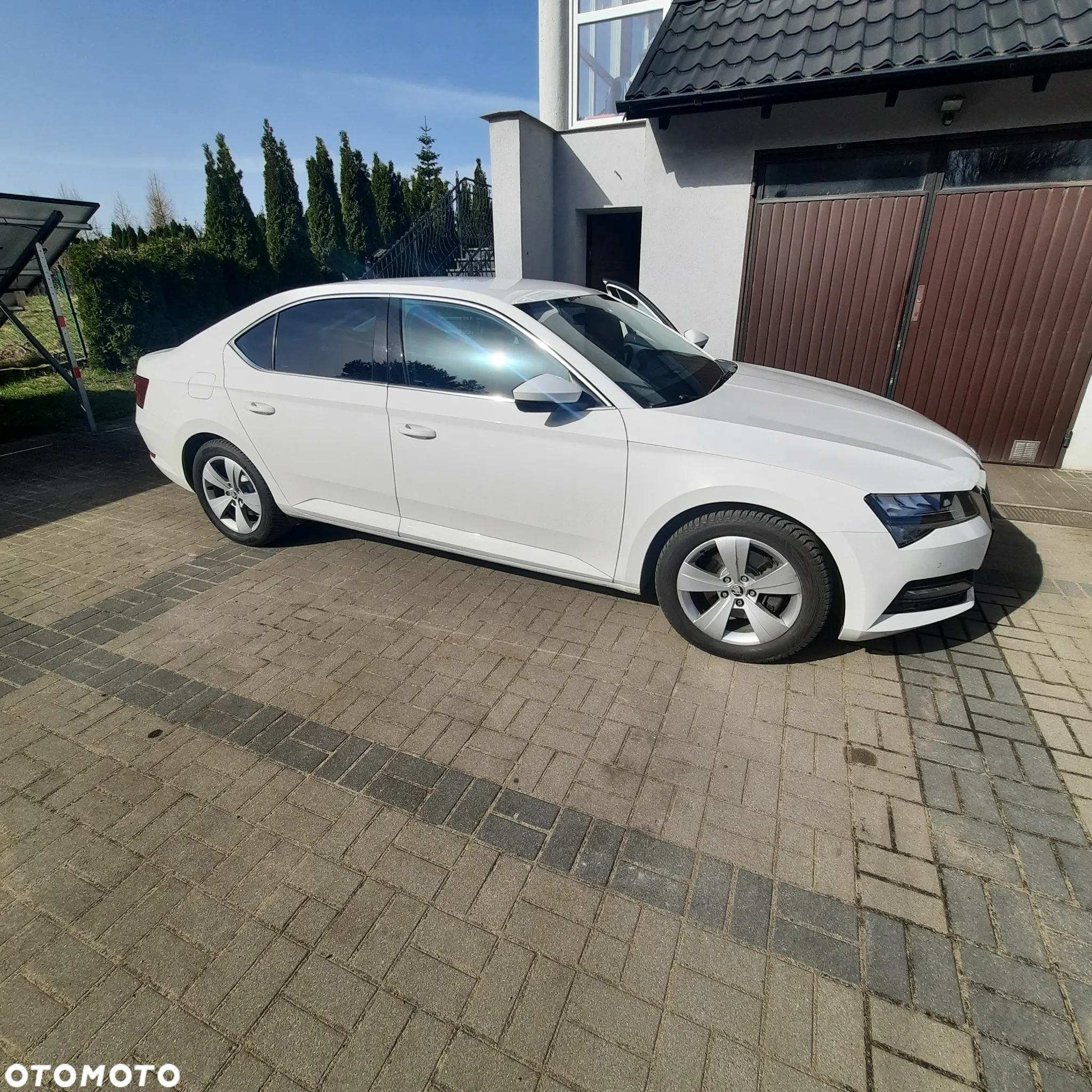 Skoda Superb 2.0 TDI DSG Active - 4