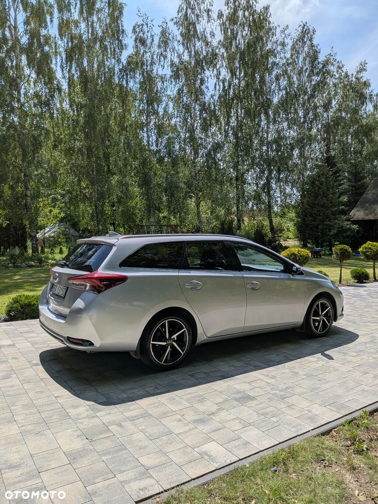 Toyota Auris Hybrid 135 Premium - 5