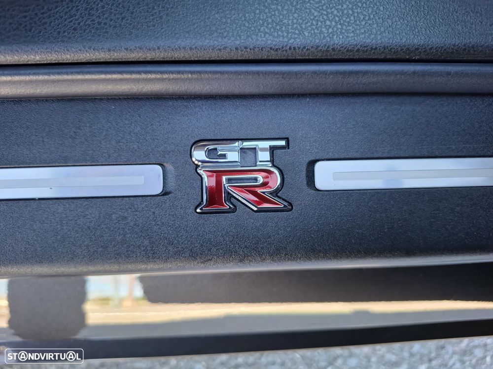 Nissan GT-R 3.8 V6 Black Edition - 21