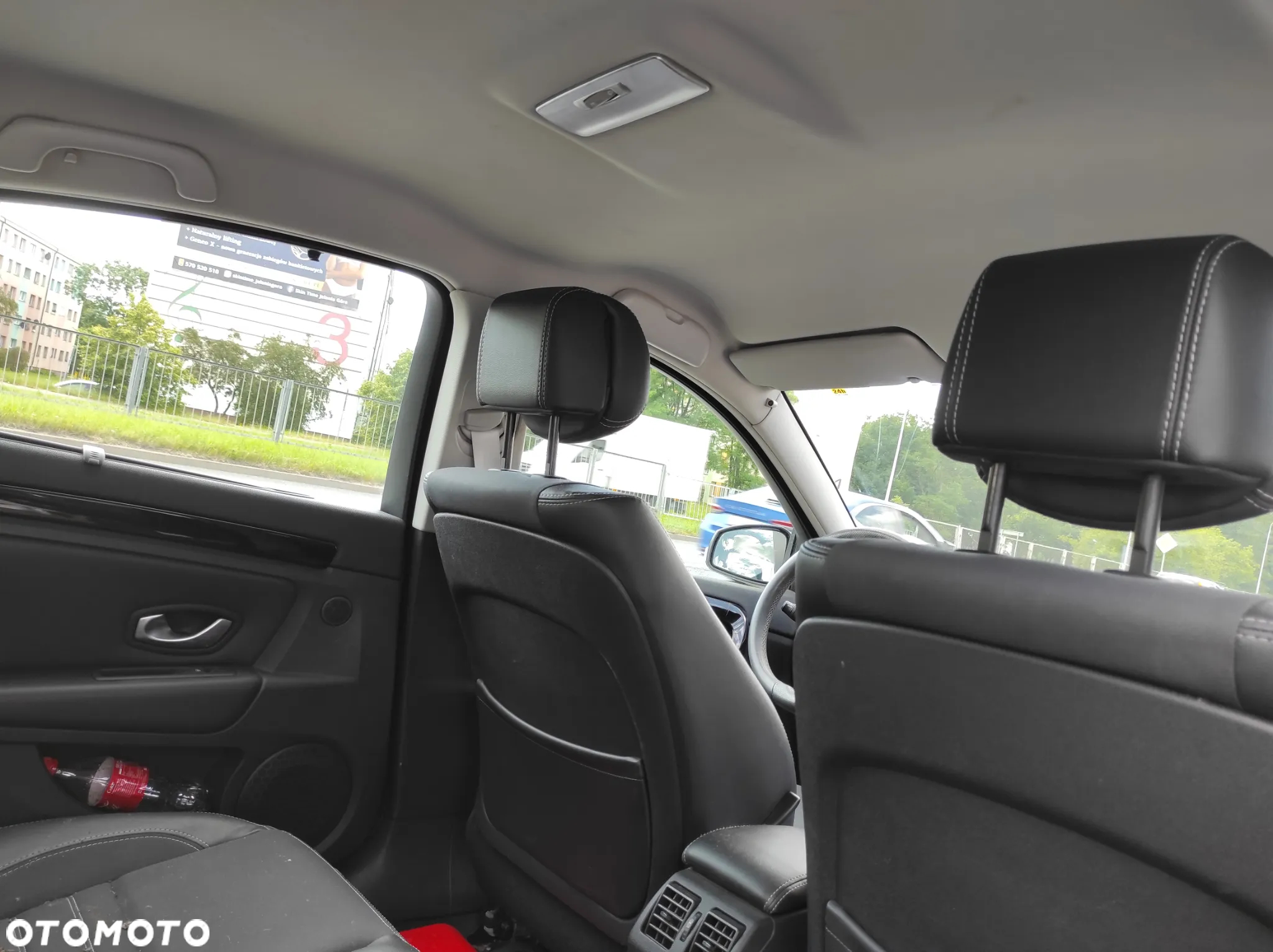 Renault Laguna 2.0 dCi Bose Edition ESM - 12