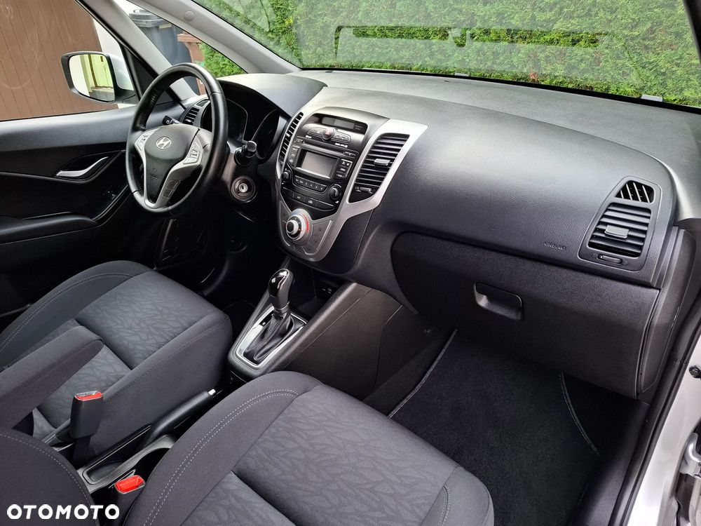Hyundai ix20 - 16