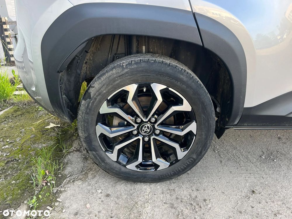 Toyota Yaris Cross - 10