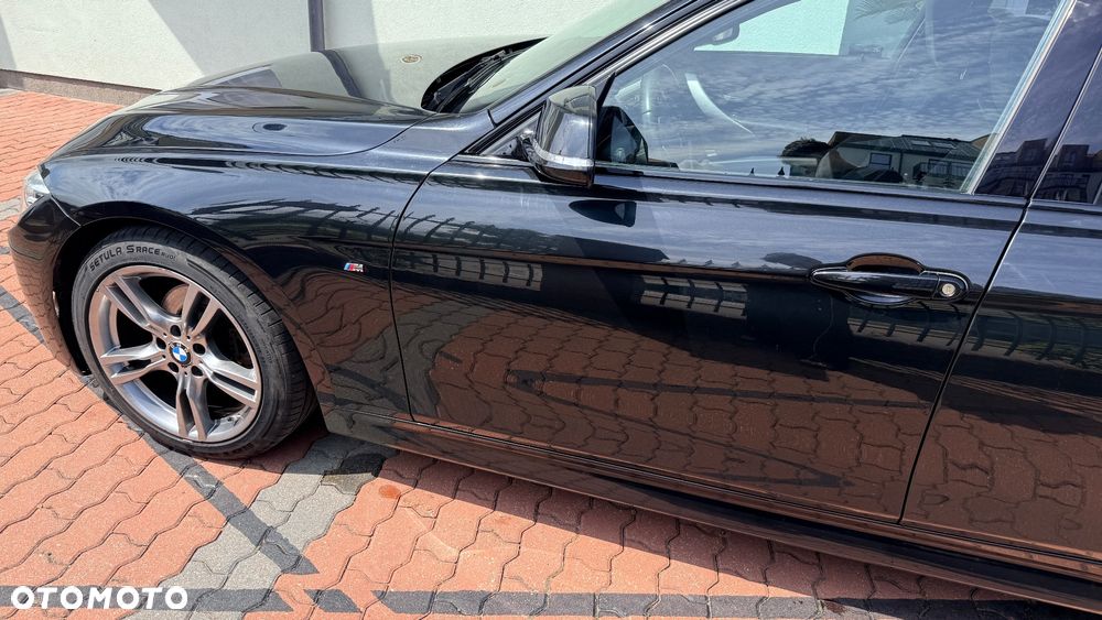 BMW Seria 3 318d Edition M Sport Shadow - 16