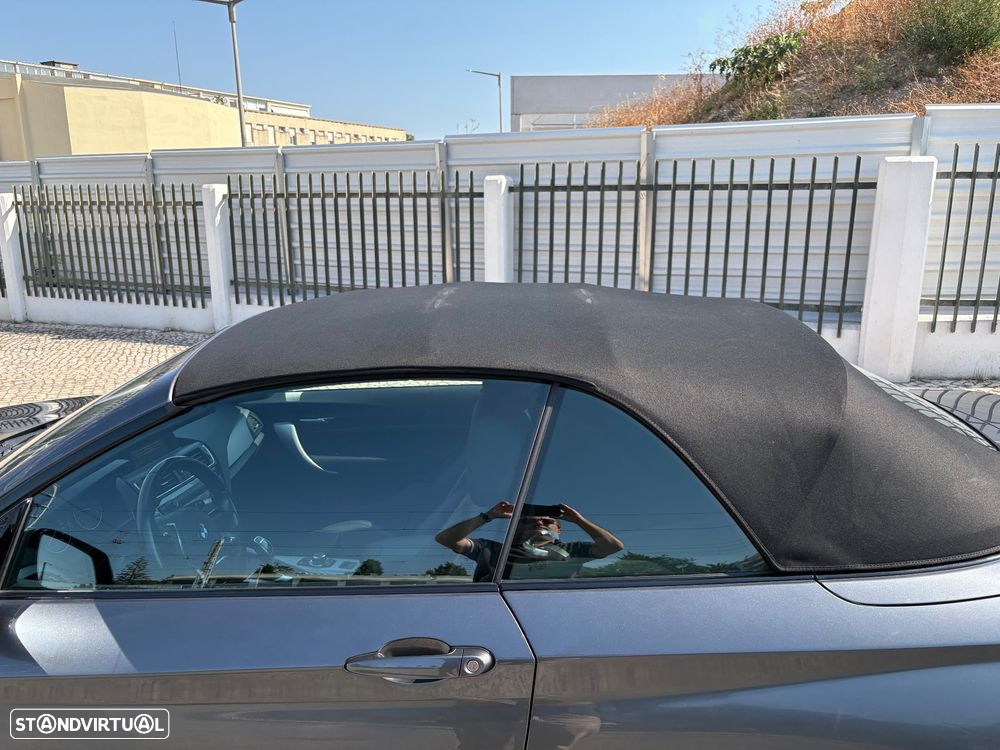 BMW 220 d Cabrio Pack M Auto - 14