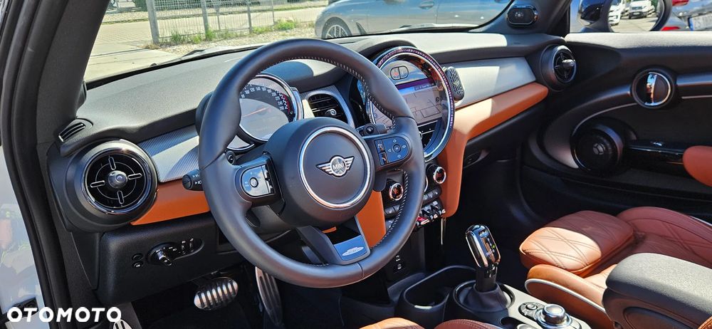 MINI John Cooper Works - 19