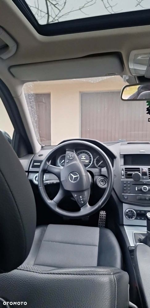 Mercedes-Benz Klasa C 220 CDI Avantgarde - 10