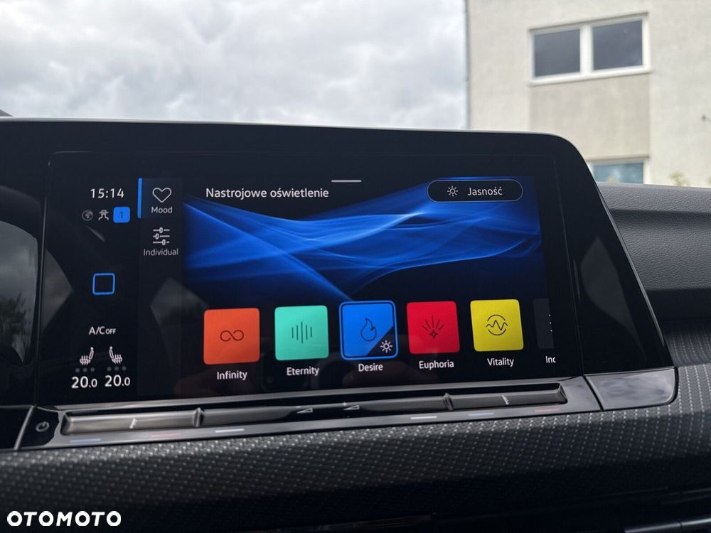 Volkswagen Golf 1.5 eTSI EVO R-Line DSG - 27