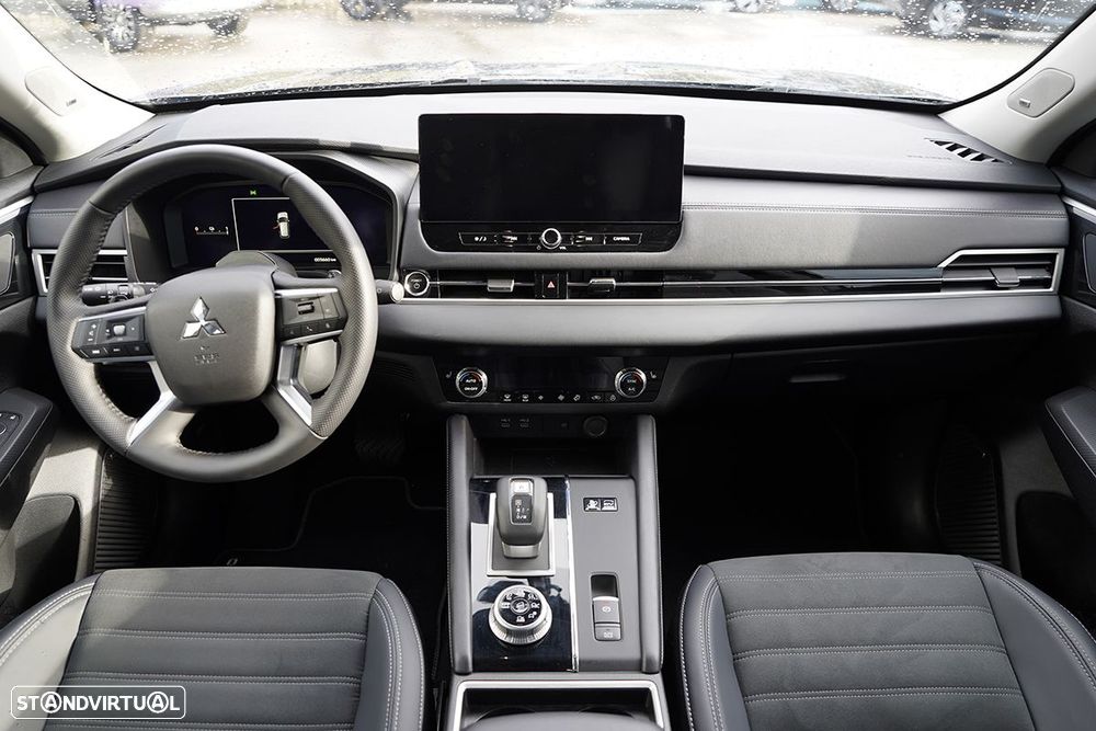 Mitsubishi Outlander 2.4 PHEV Intense - 6