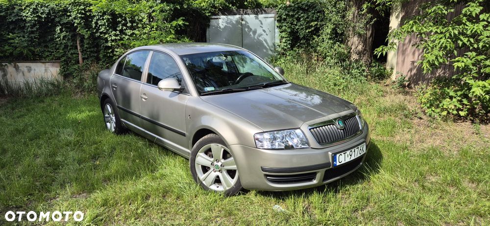 Skoda Superb - 1