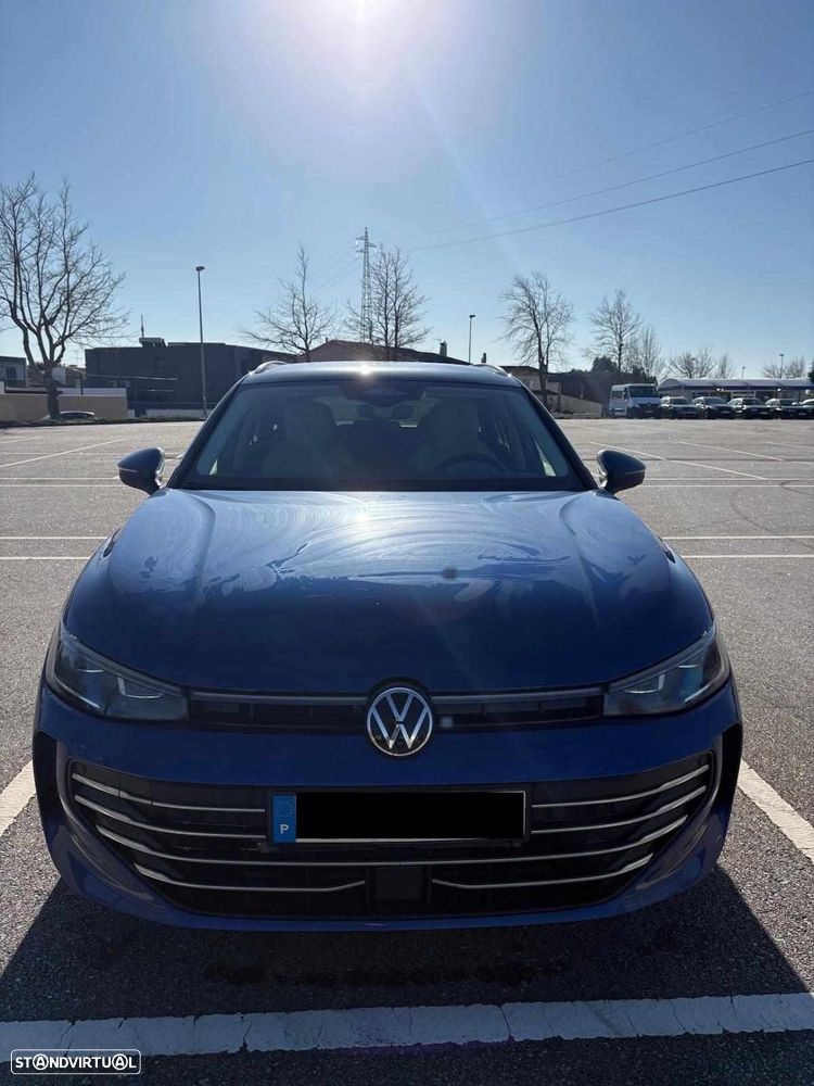 VW Passat Variant 1.5 eTSI Business DSG - 4