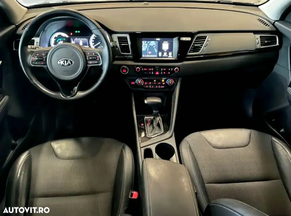 Kia Niro 1.6 GDI HEV 2WD OPF Aut. Edition 7 - 6