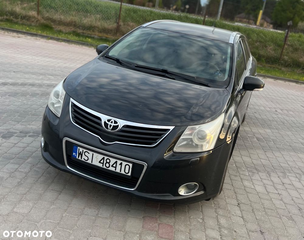 Toyota Avensis 2.0 D-4D Premium - 9