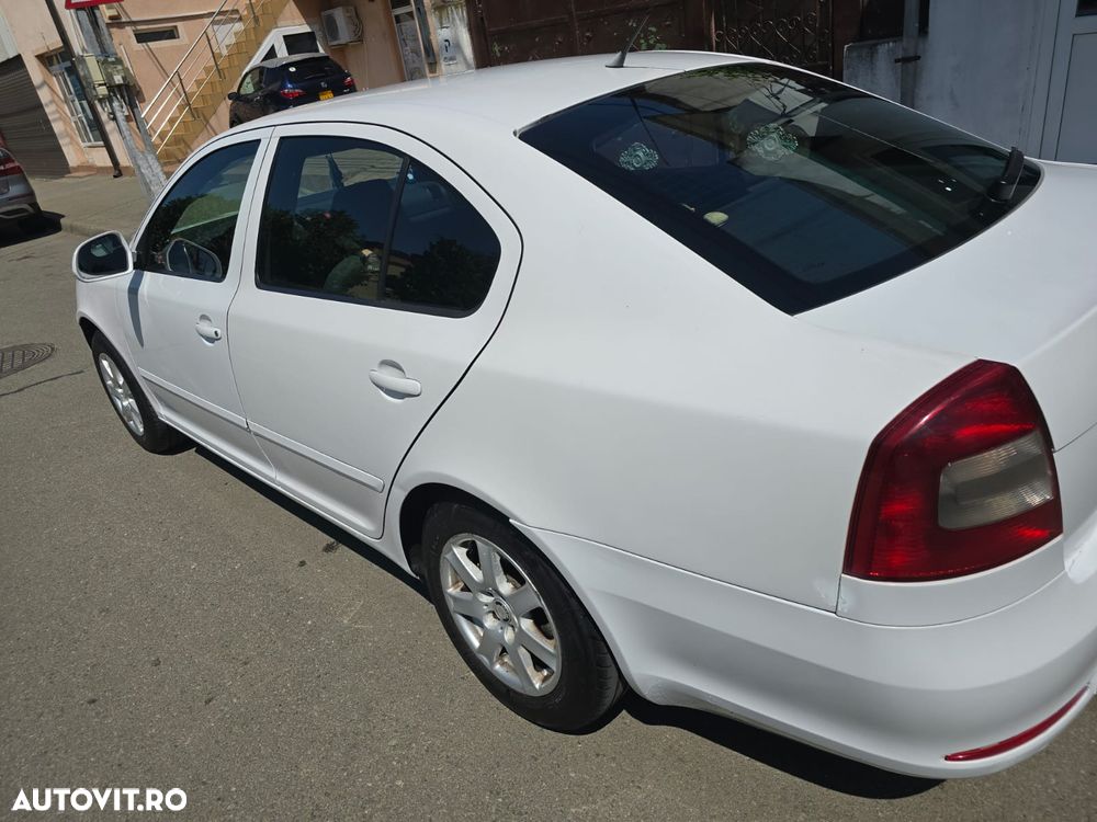 Skoda Octavia 1.6 TDI Greenline - 4