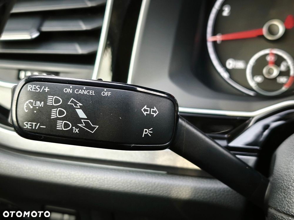 Volkswagen Polo 1.0 TSI Highline - 21