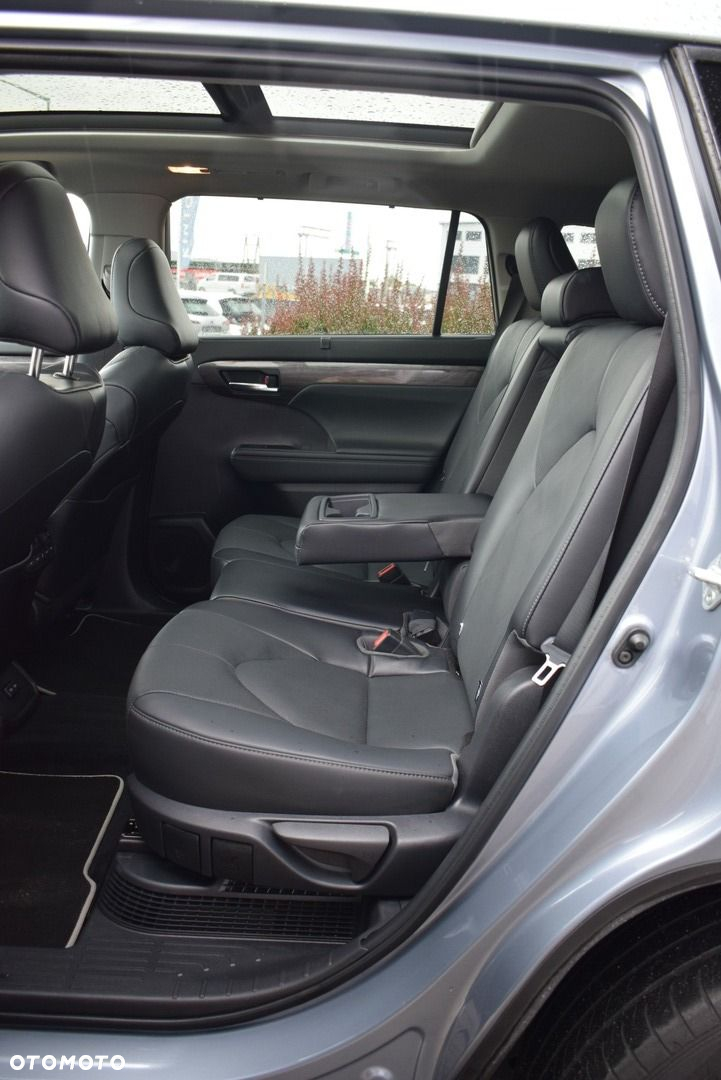 Toyota Highlander - 14