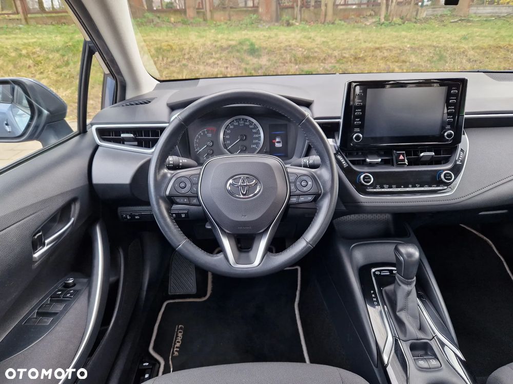 Toyota Corolla 1.8 Hybrid Comfort - 22