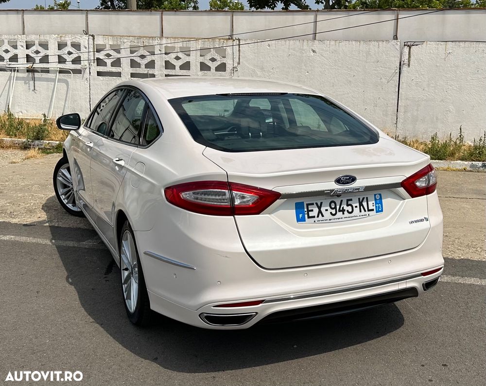 Ford Mondeo Vignale 2.0 Hybrid - 16