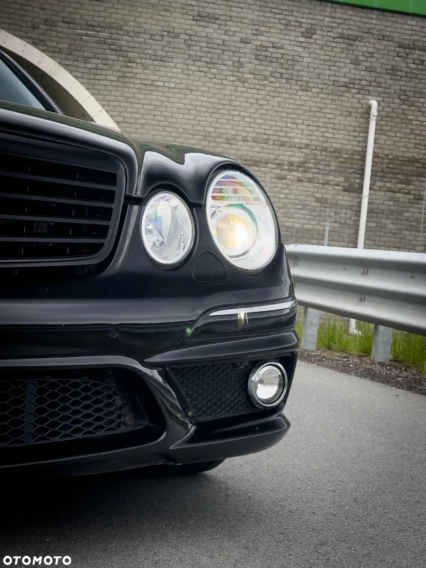 Mercedes-Benz Klasa E 63 AMG - 4