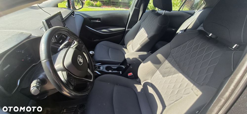 Toyota Corolla 1.6 Comfort - 6