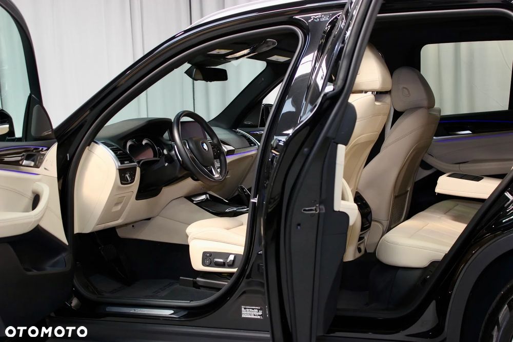 BMW X3 - 11