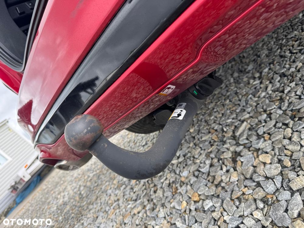 Ford Kuga 2.5 Duratec FHEV ST-LINE - 23