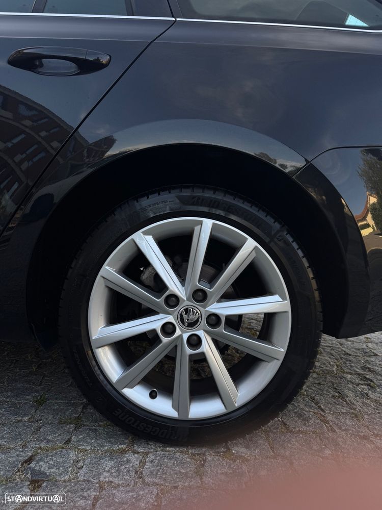 Skoda Octavia Break 1.6 TDi Style DSG - 17