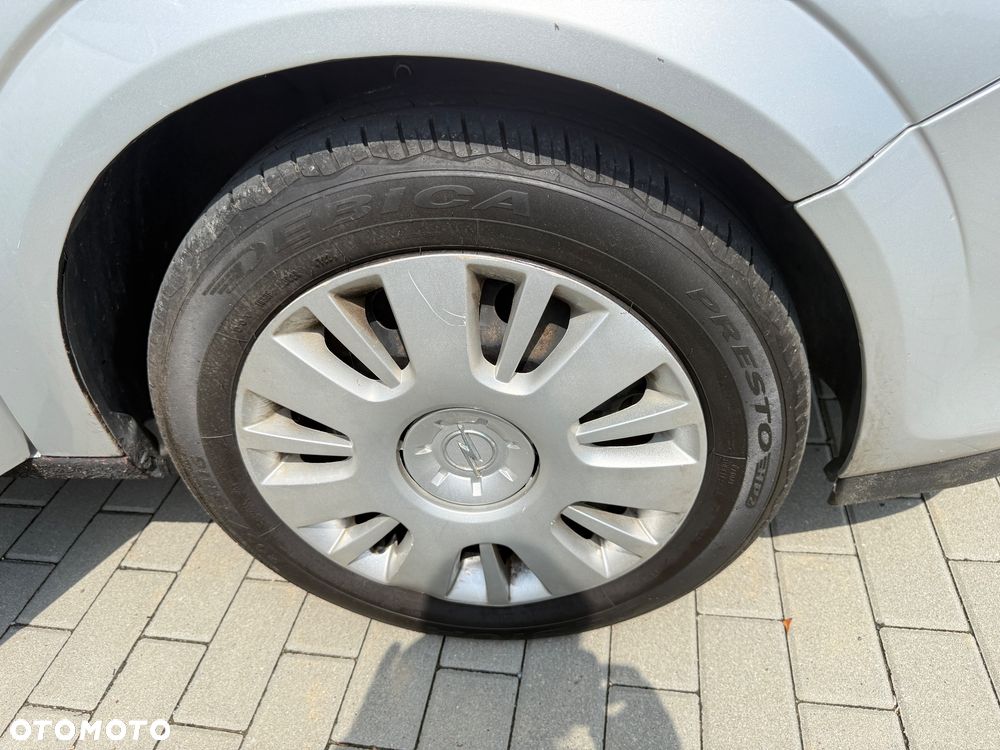 Opel Astra 1.3 CDTI 111 - 12