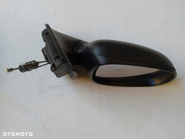 PRAWE LUSTERKO MANUALNE LANCIA YPSILON LIFT