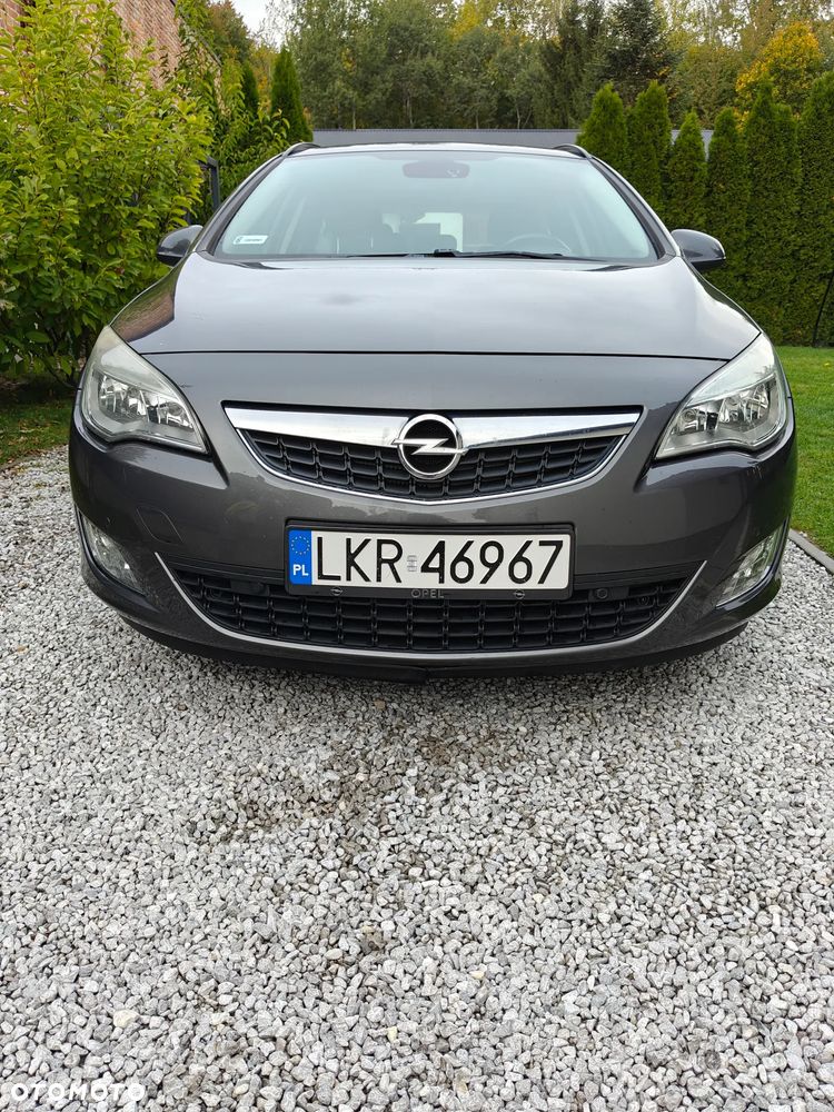 Opel Astra 1.4 Turbo ecoFLEX Start/Stop 150 Jahre - 9