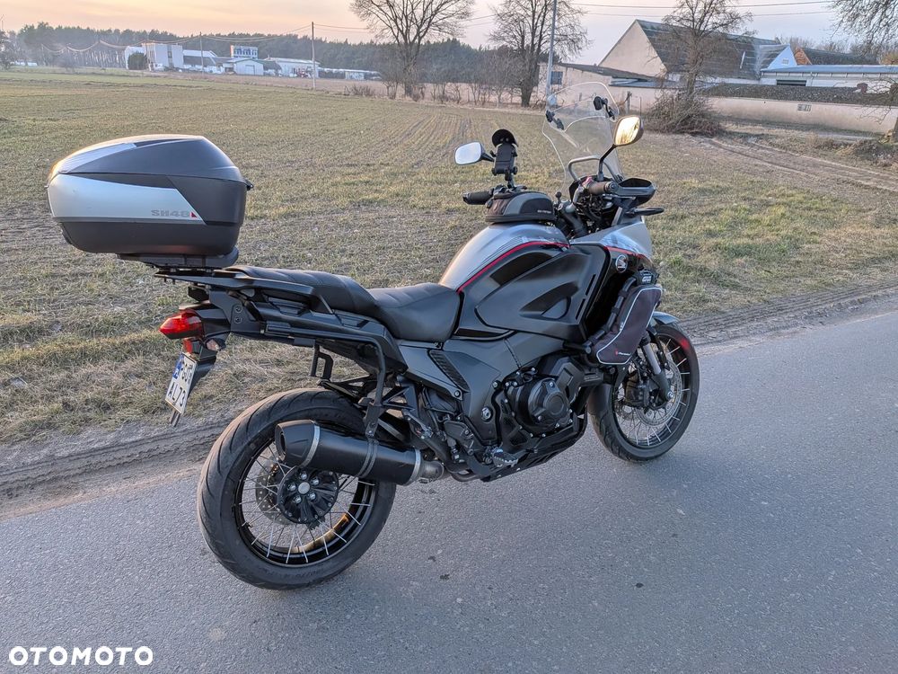 Honda VFR - 23