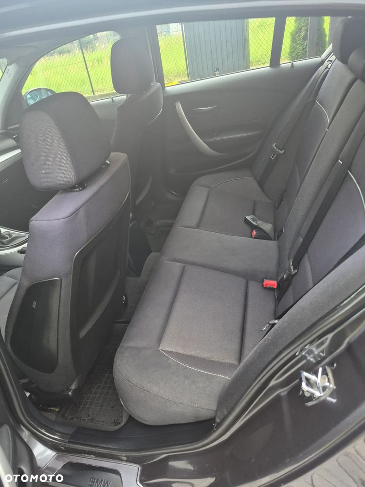 BMW Seria 1 - 23