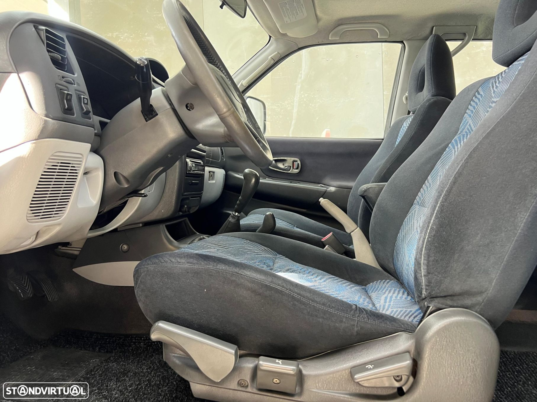 Mitsubishi Pajero Sport 2.5 TD GLS - 7