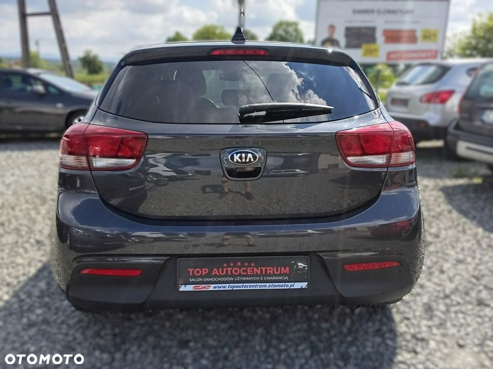 Kia Rio - 5