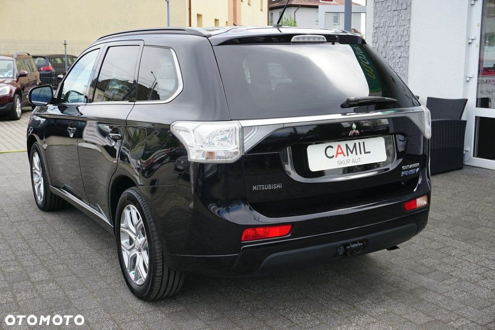Mitsubishi Outlander - 6