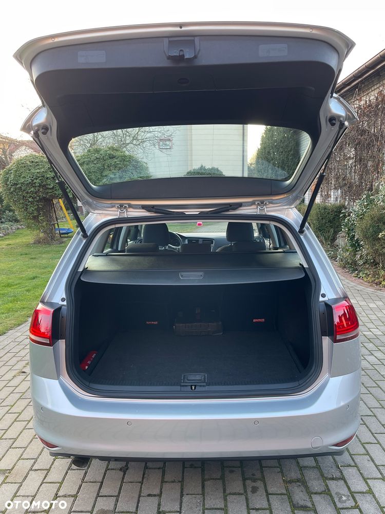 Volkswagen Golf 1.6 TDI BlueMot Trendline DSG - 24