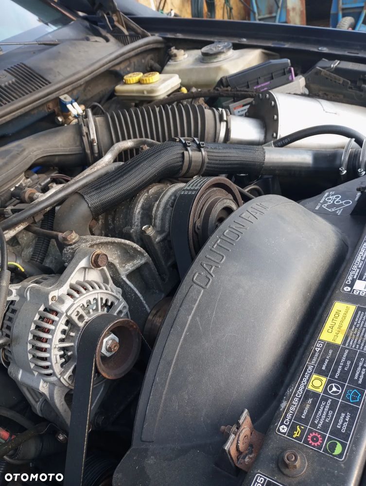 Jeep Grand Cherokee - 29