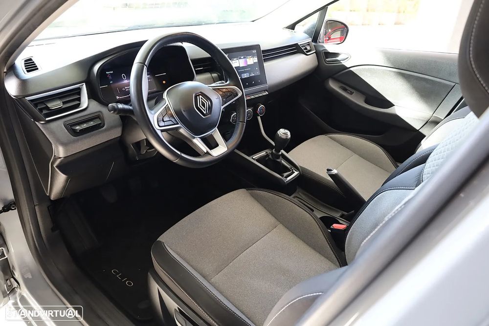 Renault Clio 1.5 Blue dCi Evolution - 38