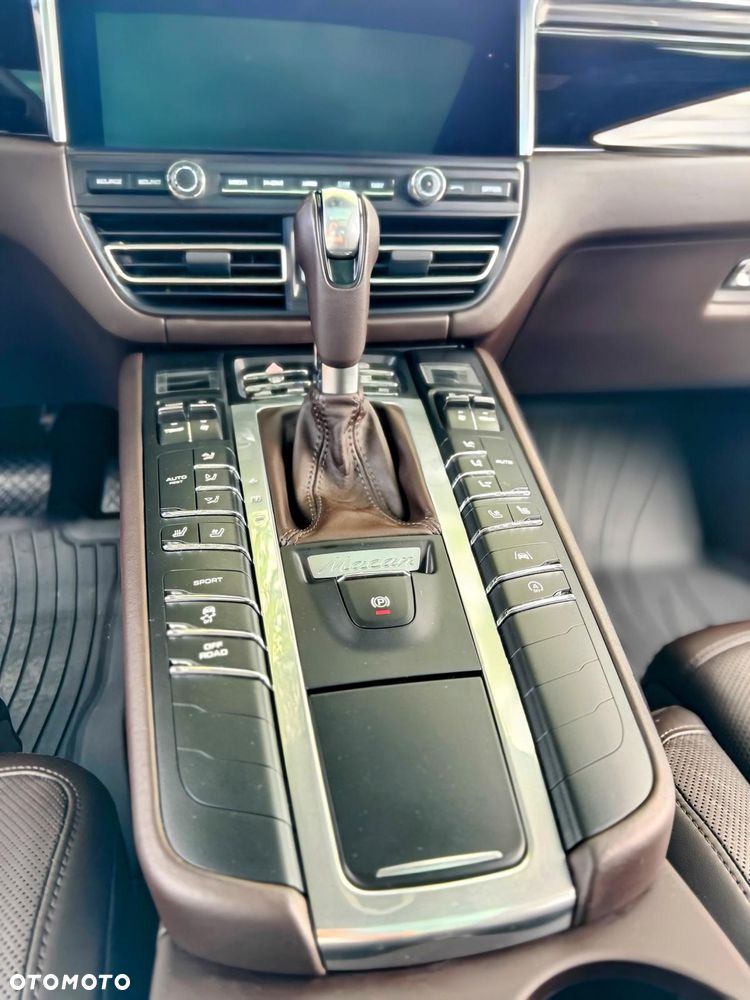 Porsche Macan S - 11
