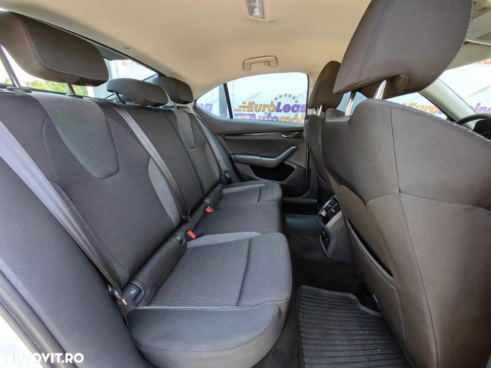 Skoda Octavia 1.0 TSI Ambition - 7
