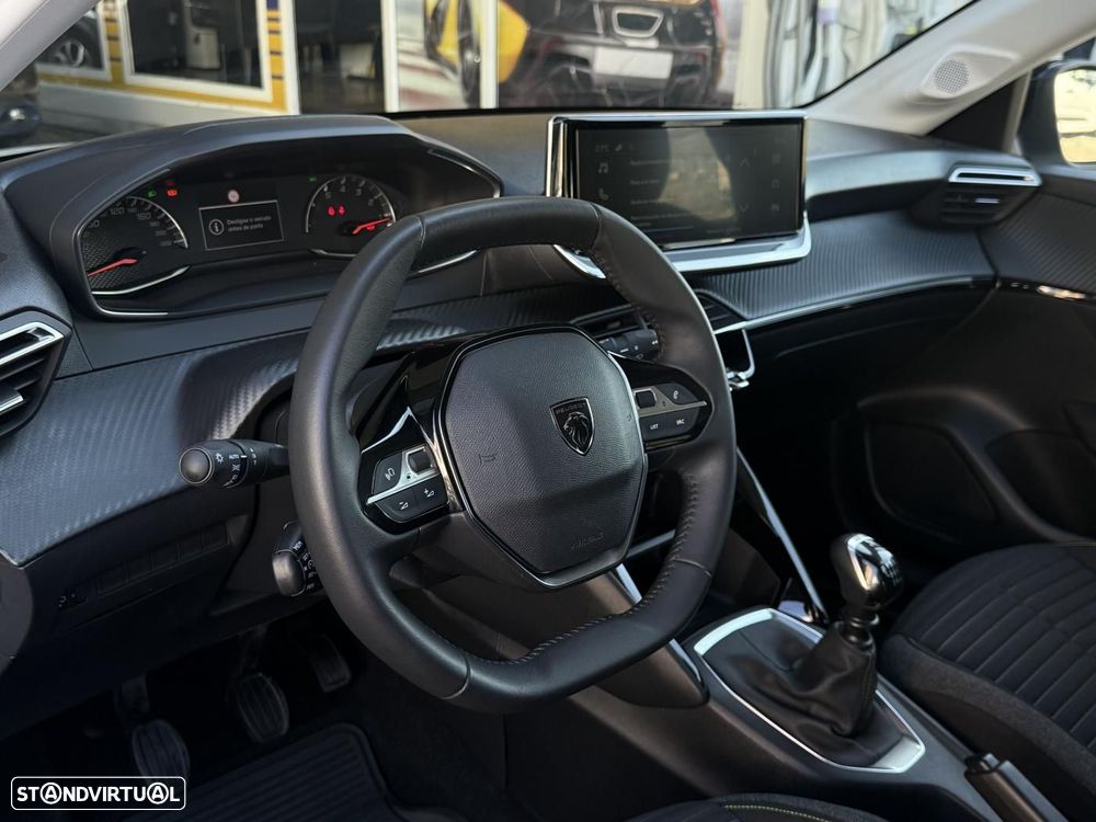 Peugeot 208 1.2 PureTech Active - 22