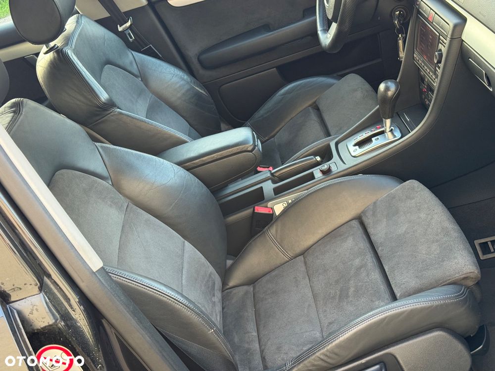 Audi A4 Avant - 10
