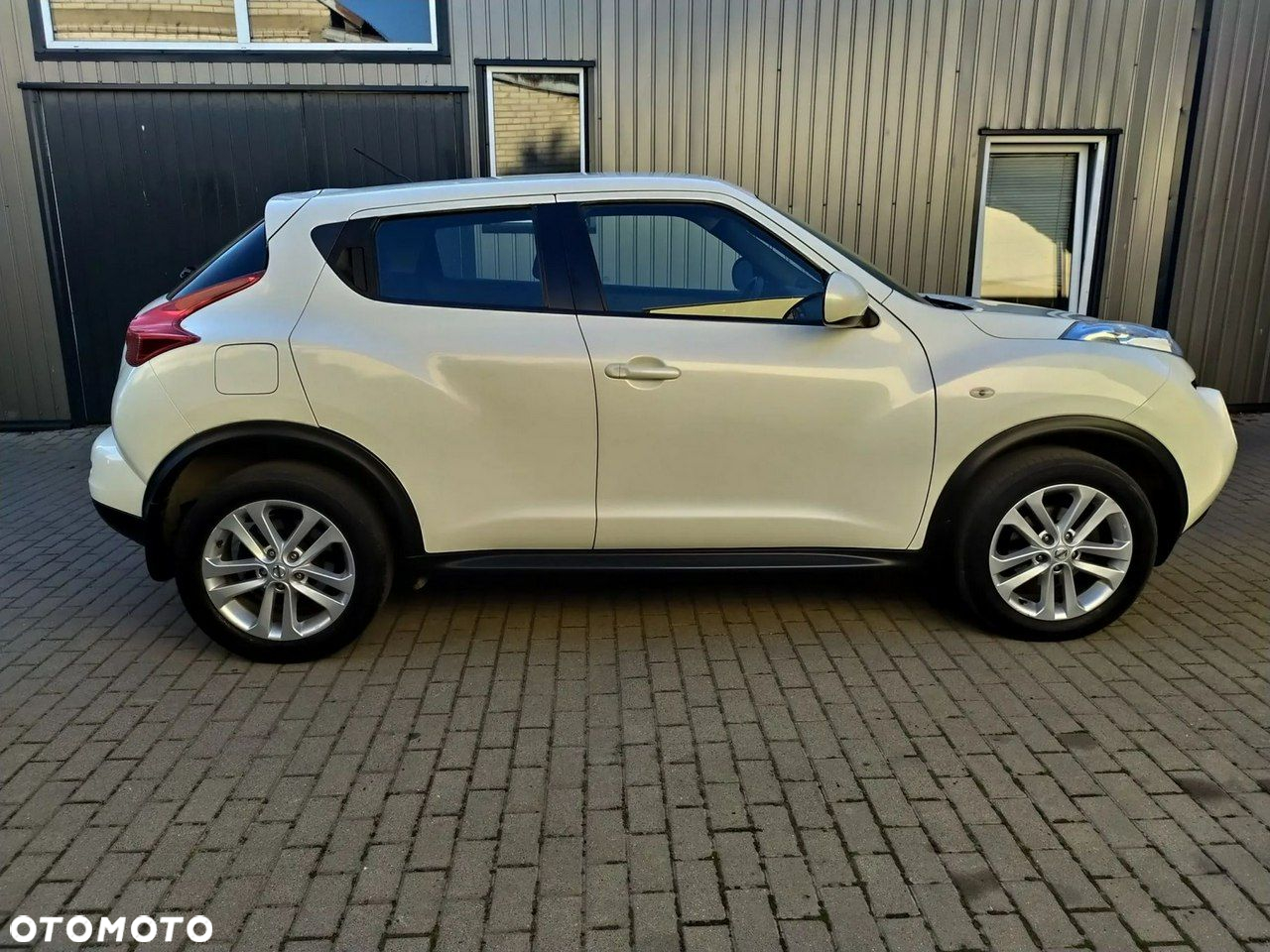 Nissan Juke 1.6 CVT Tekna - 8