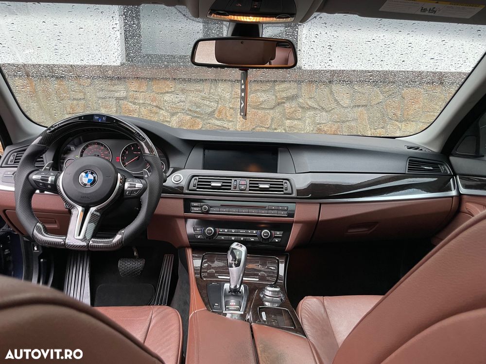 BMW Seria 5 535i xDrive - 9