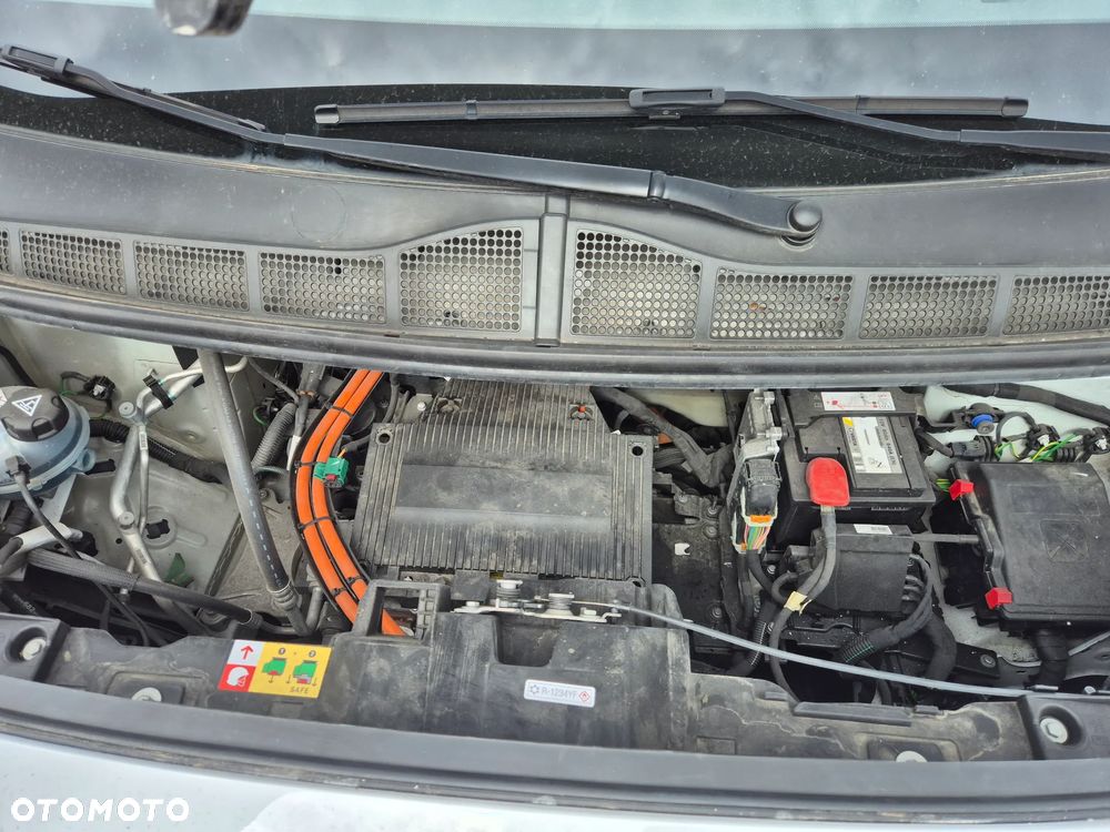 Opel Vivaro / Expert / Scudo / Jumpy / Proace - 15