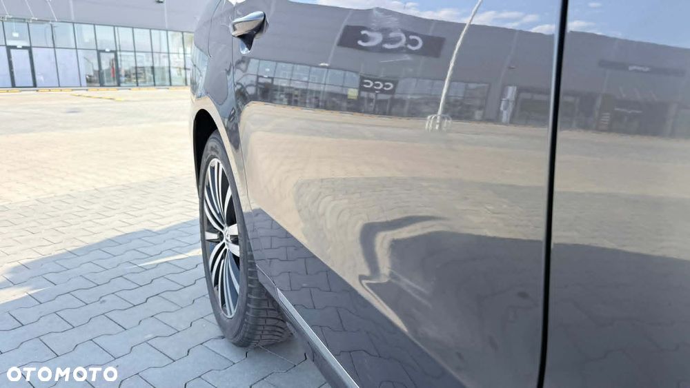 Volkswagen Passat 2.0 TDI Comfortline R-Style - 5