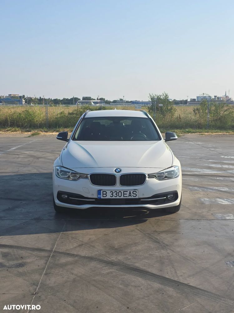 BMW Seria 3 330i xDrive AT Sport Line - 1