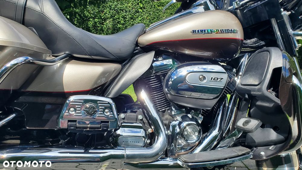 Harley-Davidson Touring Ultra Limited - 14