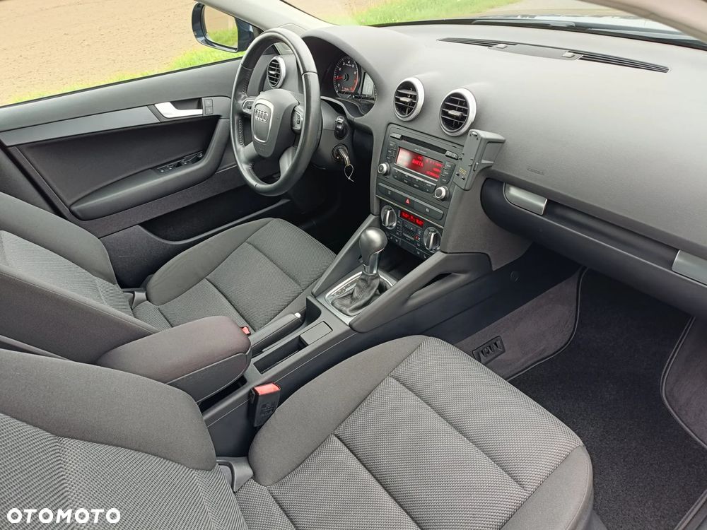 Audi A3 Sportback 2009 photo 5