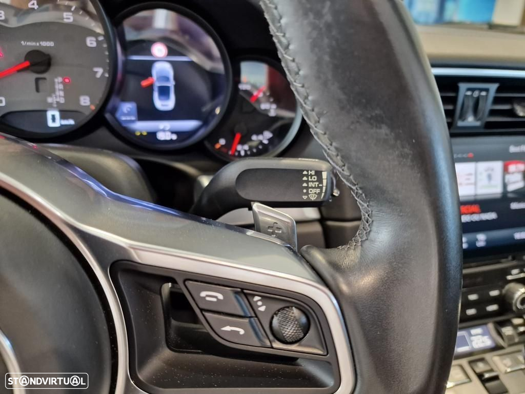 Porsche 911 (991) Carrera 4 S PDK - 15